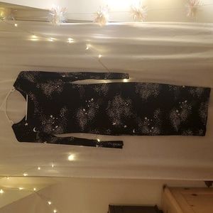 Witchy star galaxy printed black midi bodycon dress. Long sleeve, size medium
